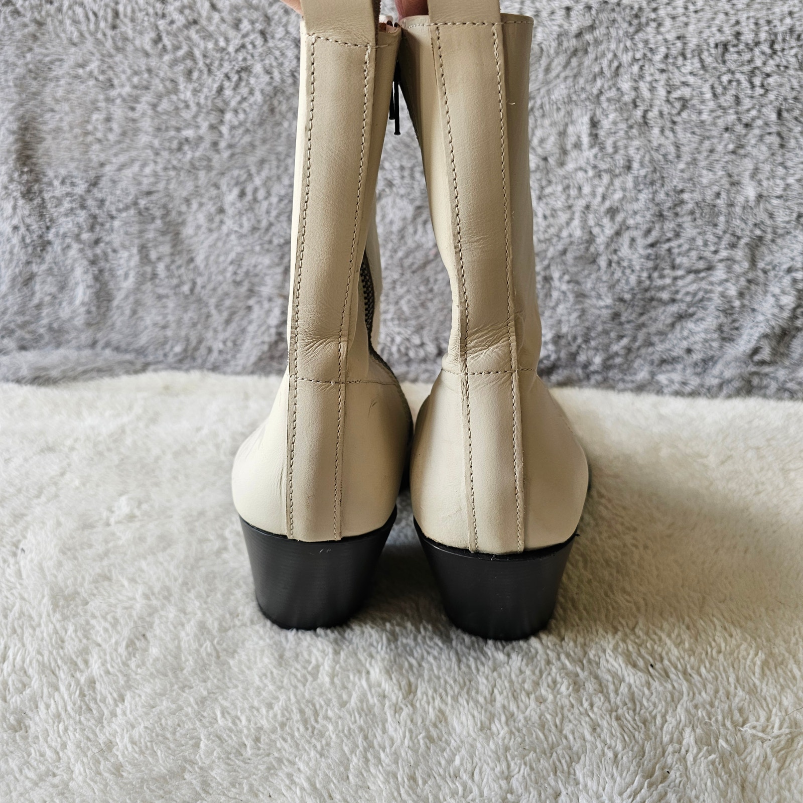 Asos Damen Leder abgewinkelter Absatz Chelsea Stiefelette Größe 10 weiß seitlicher Reißverschluss - Bild 4 von 9