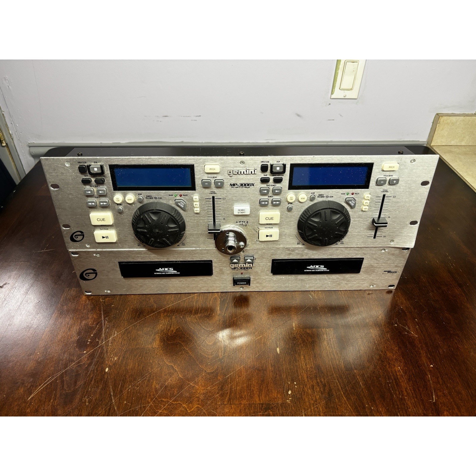Gemini MP-3000X Dual CD/MP3 Player