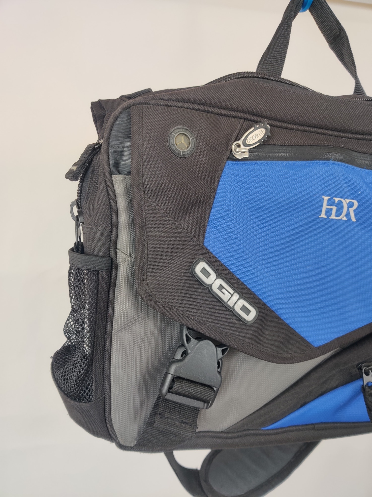 ノグラム ガビ クロスバッグ 7336671EL071000 V) RARE Ogio HDR messenger bag shoulder bag w/ laptop sleeve