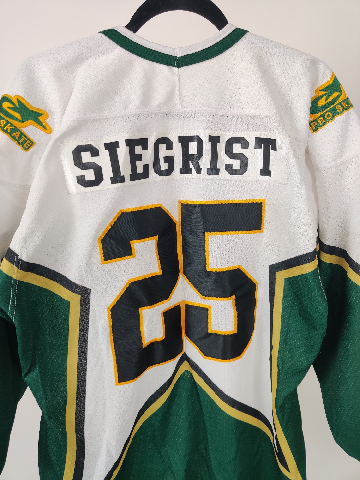 (V)CCM PRO SKATE STARS SIEGRIST #25 RARE Men HOCKEY CANADA MADE jersey S - Picture 10 of 10