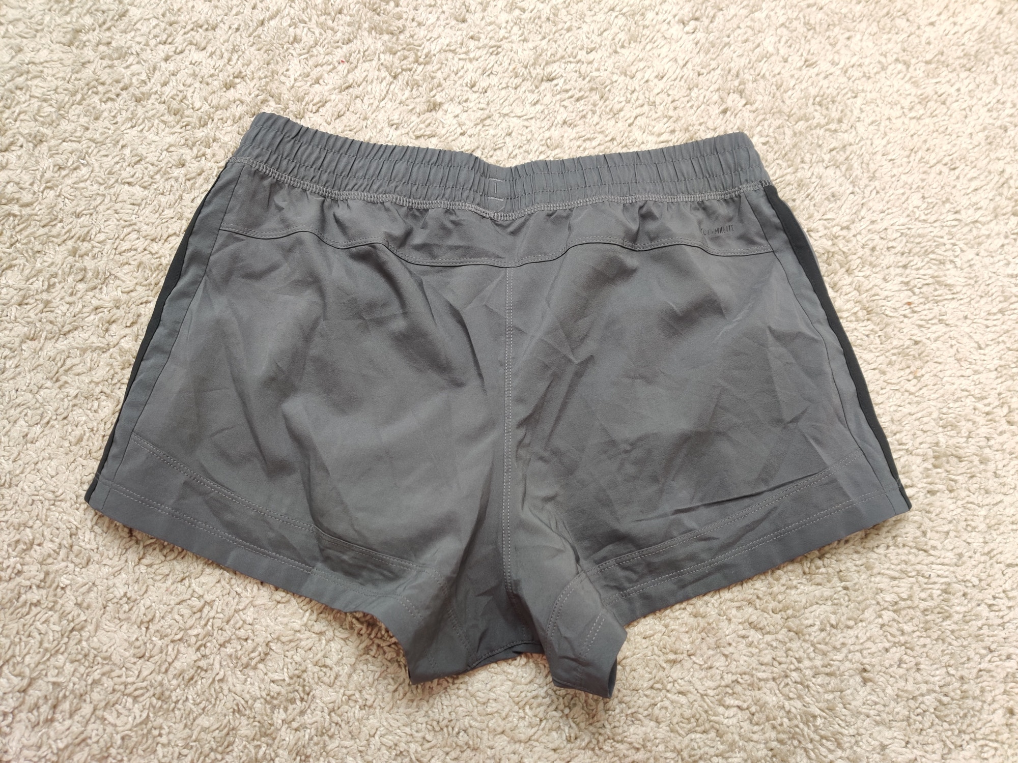 (V) Adidas Climalite Women short sport running hiking gym gray sz S  - Picture 4 of 7