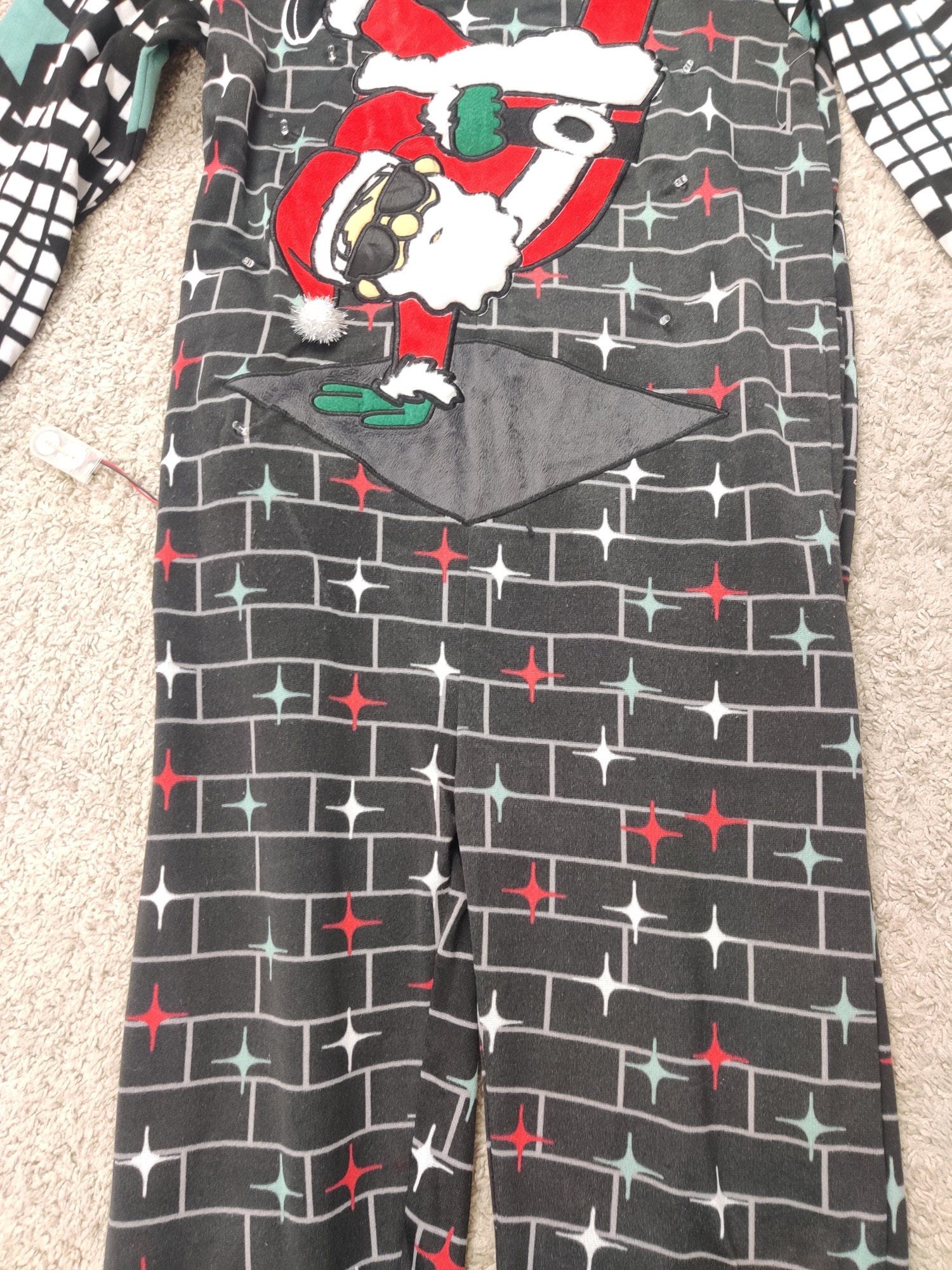 (V) Holiday Time Santa Claus Men bodysuit Pijama LS Christmas sz M (38-40) RARE - Picture 5 of 12