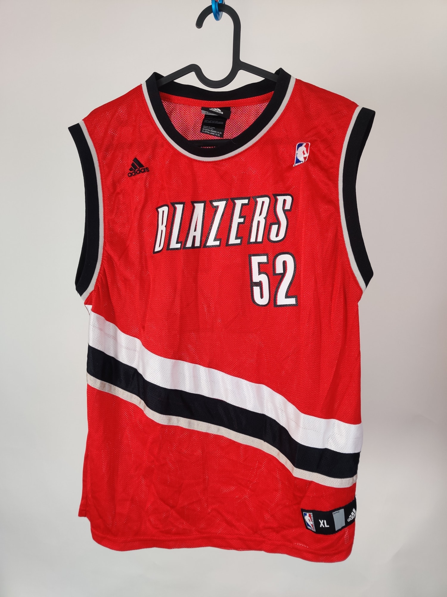 (V) Adidas NBA Portland Trail Blazers Youth jersey players Oden #52 sz XL  - Picture 3 of 11