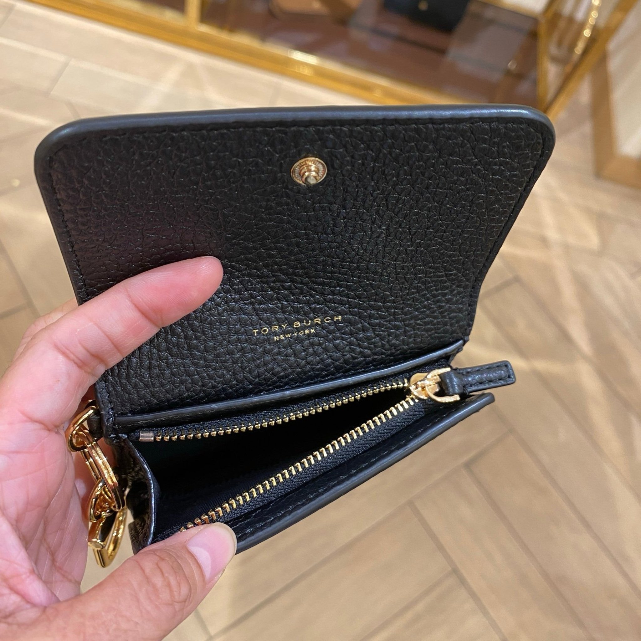 25年★Tory Burch Thea Flap Card Case 162924 New Tory Burch Thea Flap Card Case Key Ring Coin Pouch