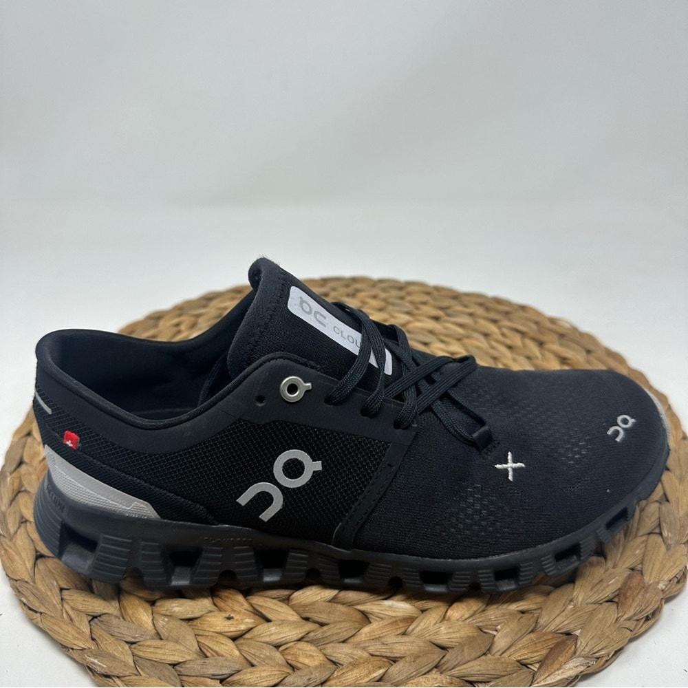 On Running Cloud X 3 Running Shoes Black Size 8.5 Women's 