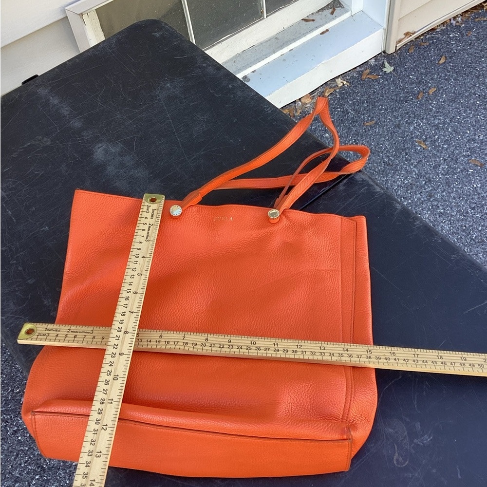 Furla Eden Orange Leather Shoulder deals Bag