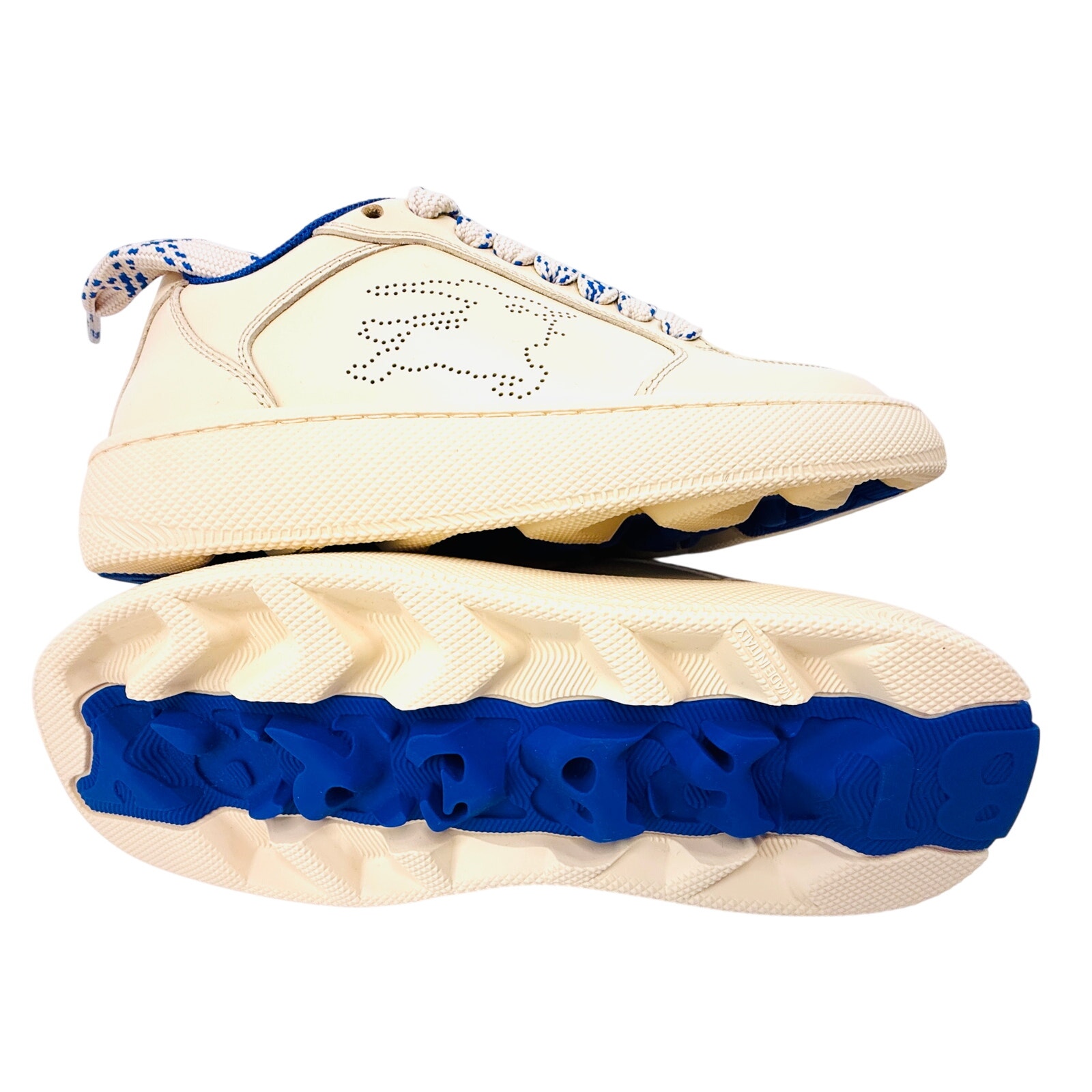 Burberry Arthur Low Sneakers Cream Blue Chunky Sole Women Size 6 NEW Box Auth - Afbeelding 1 van 10
