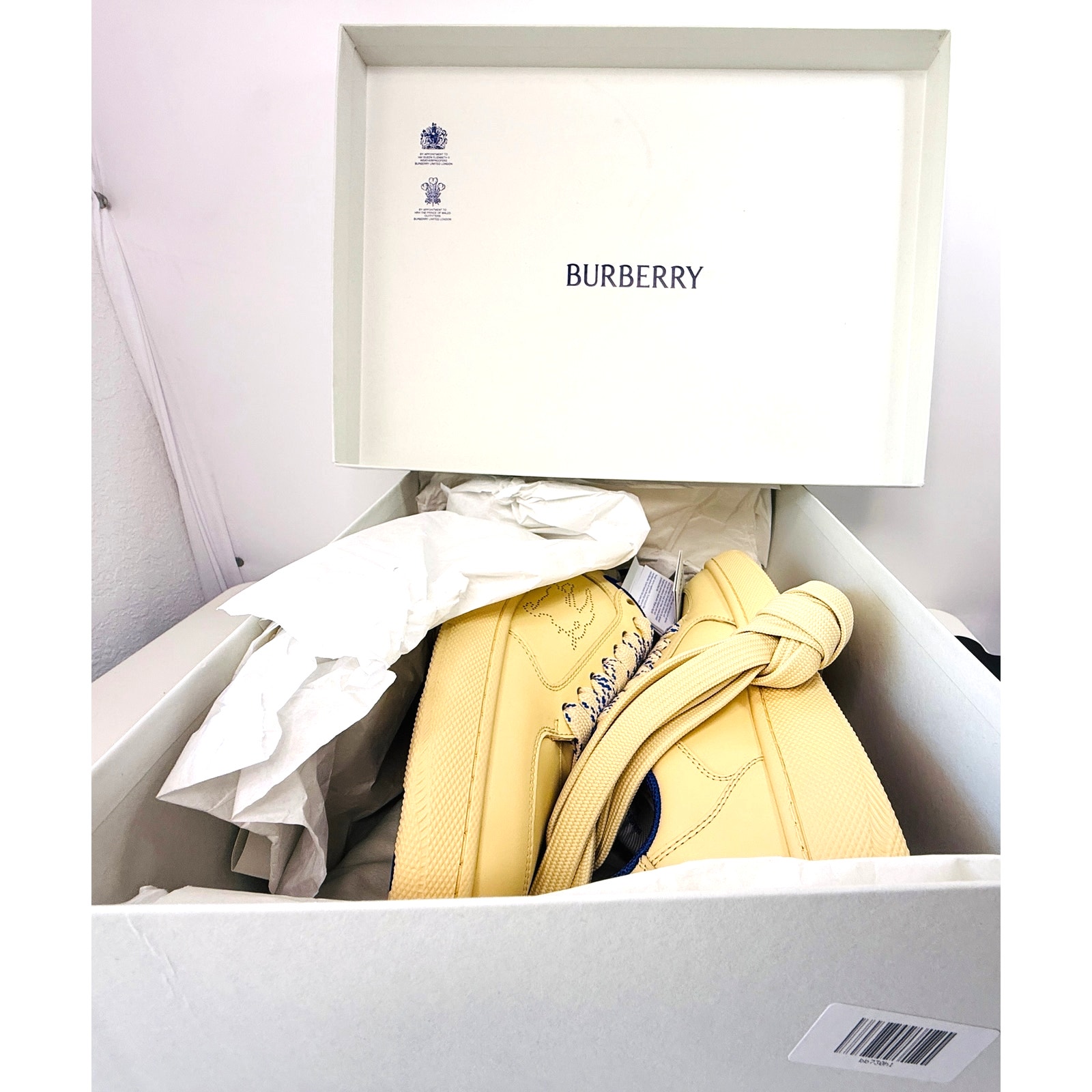 Burberry Arthur Low Sneakers Cream Blue Chunky Sole Women Size 6 NEW Box Auth - Afbeelding 6 van 10