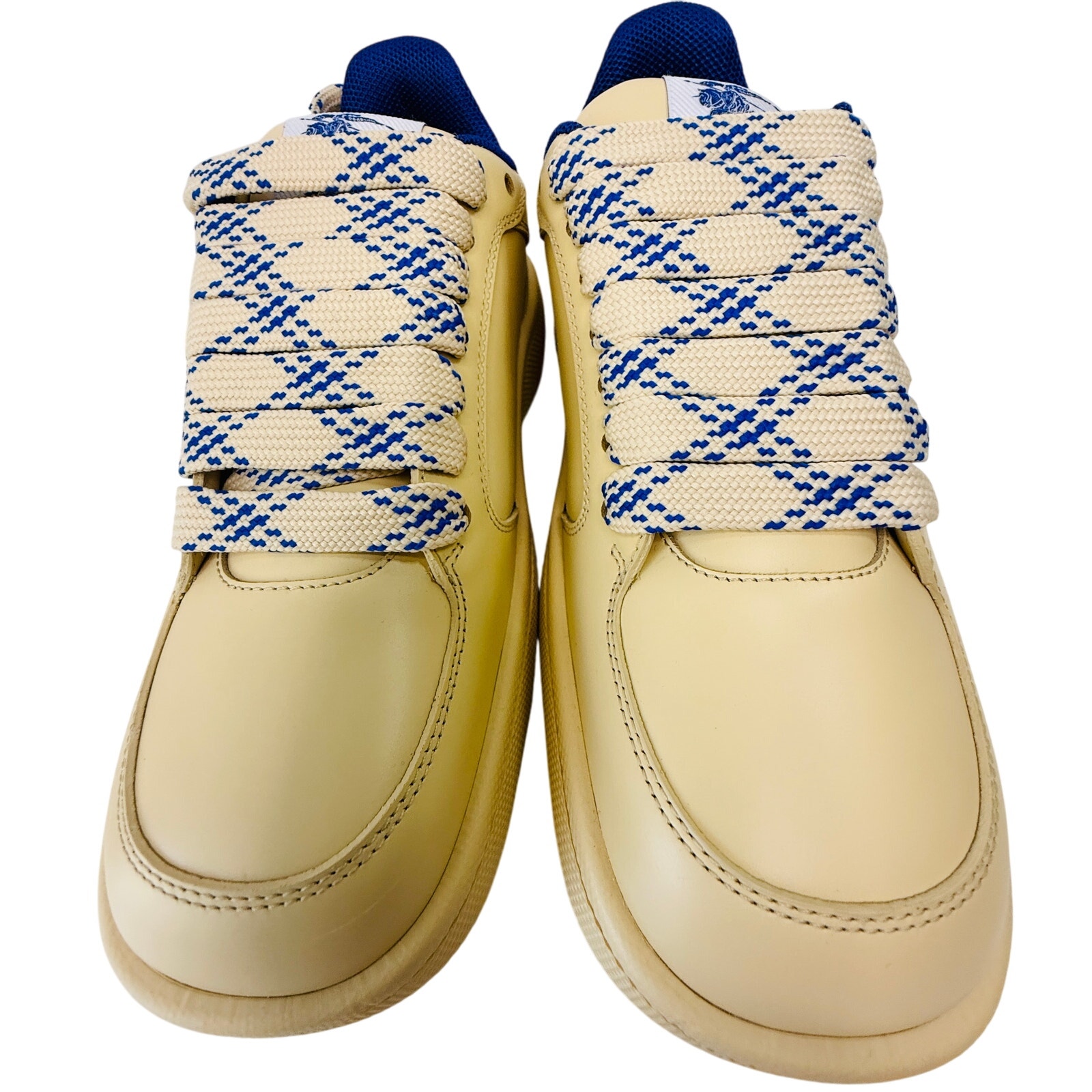 Burberry Arthur Low Sneakers Cream Blue Chunky Sole Women Size 6 NEW Box Auth - Afbeelding 2 van 10