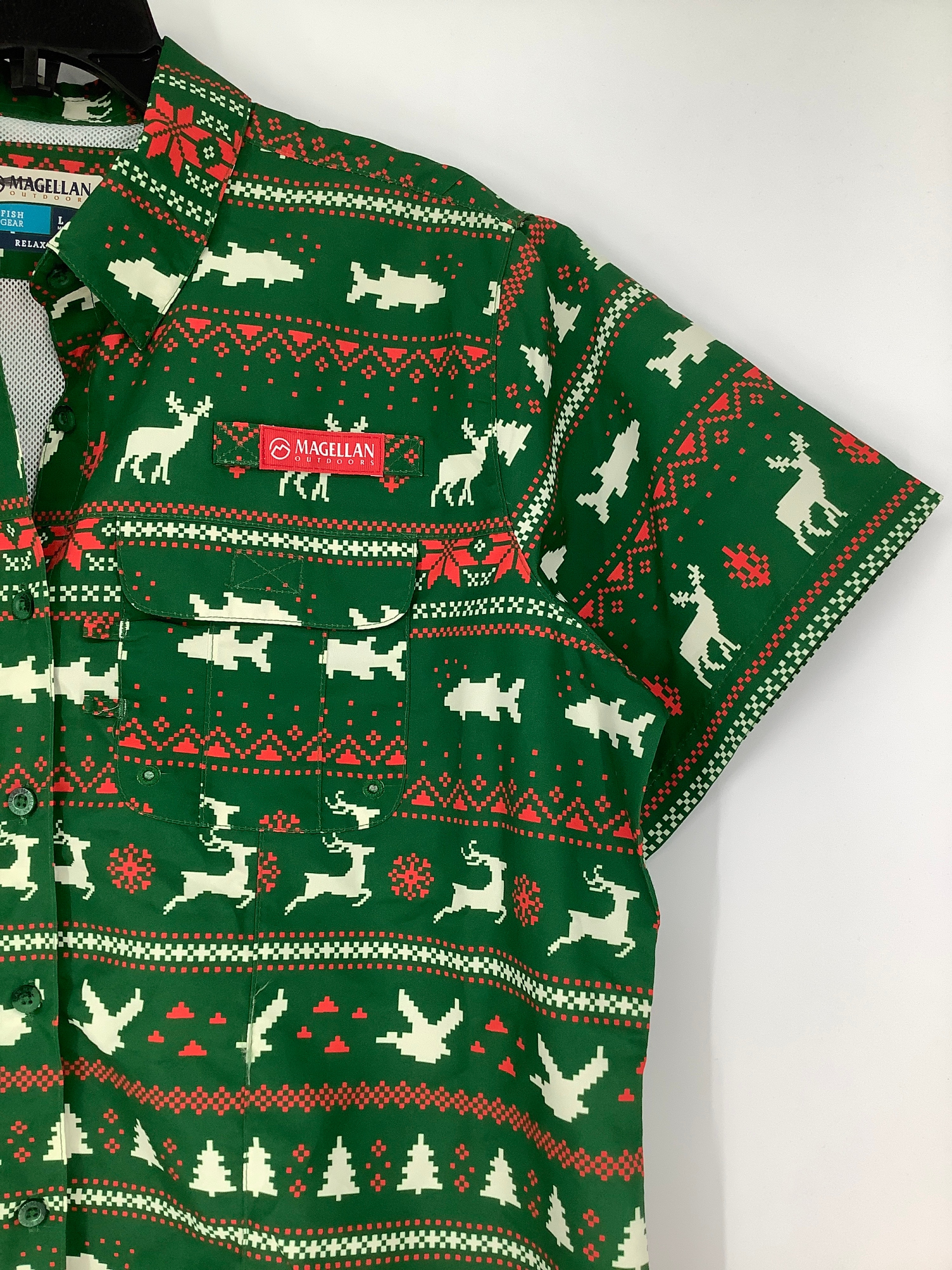 Magellan Outdoors Mens L Green Laguna Madre Holiday Fishing Shirt Relaxed G25-14