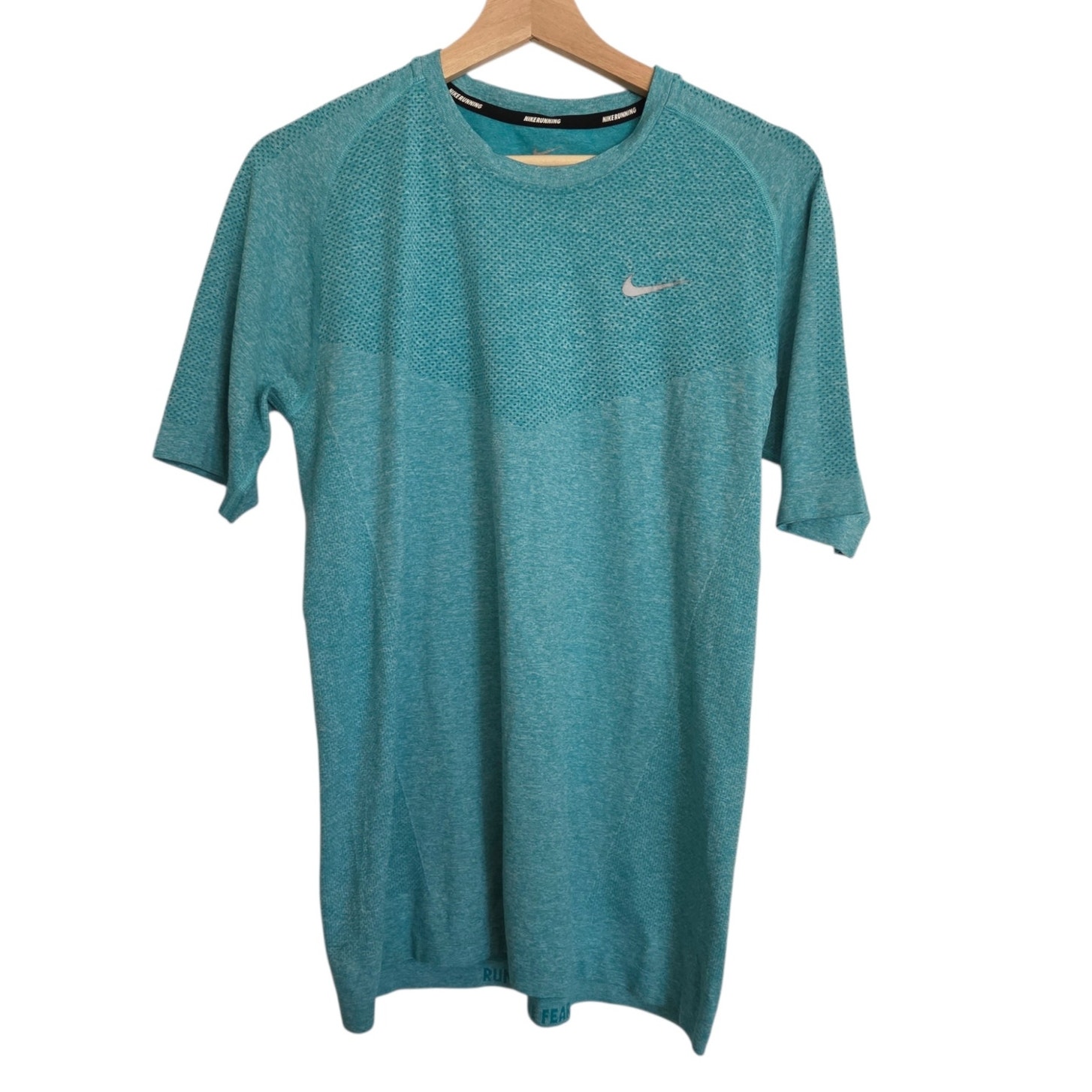 Nike Dri-Fit Running Breathable Run Fast Live Fearless Lightweight Tee MEDIUM