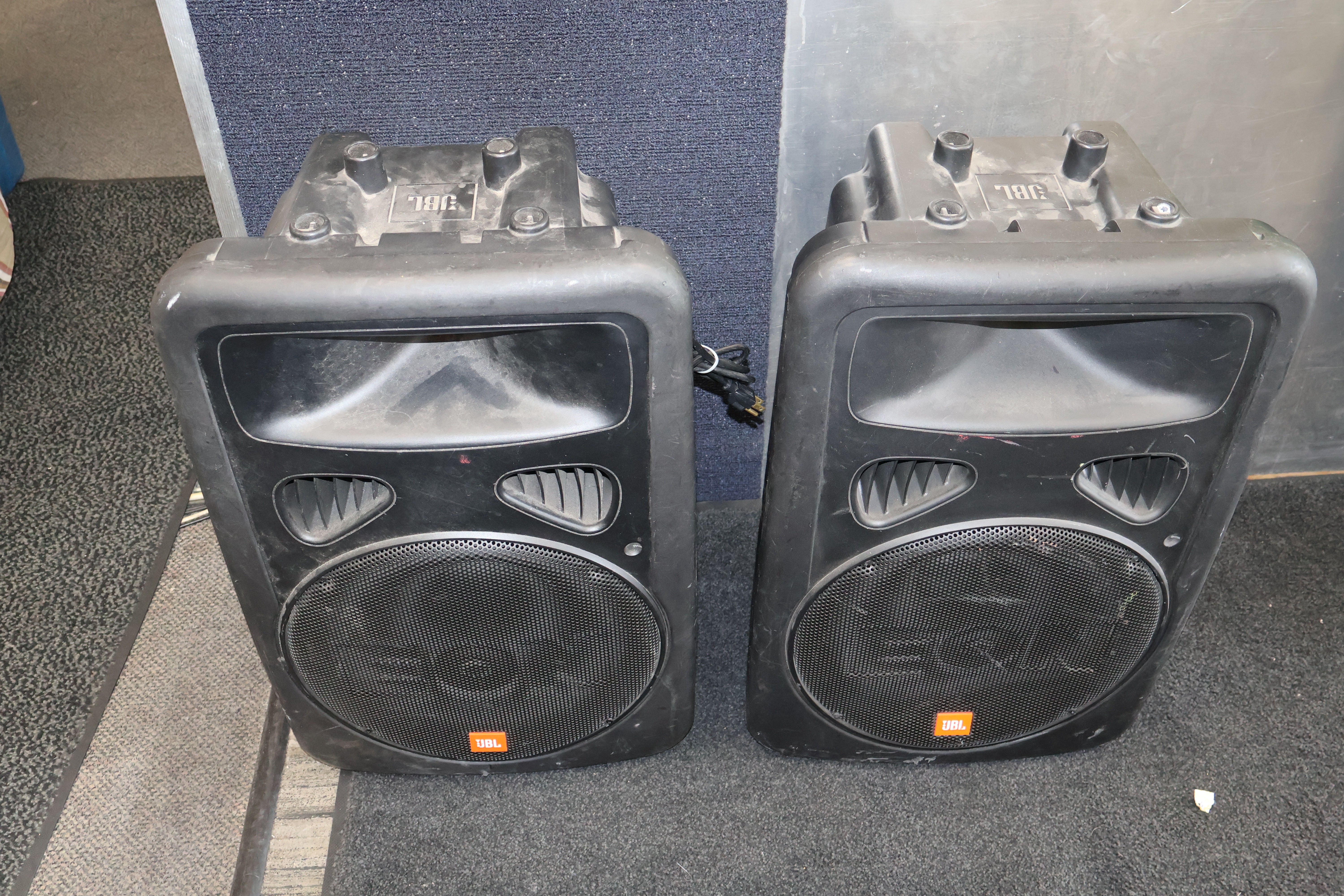 JBL EON15 G2 15" Powered PA Speaker Pair
