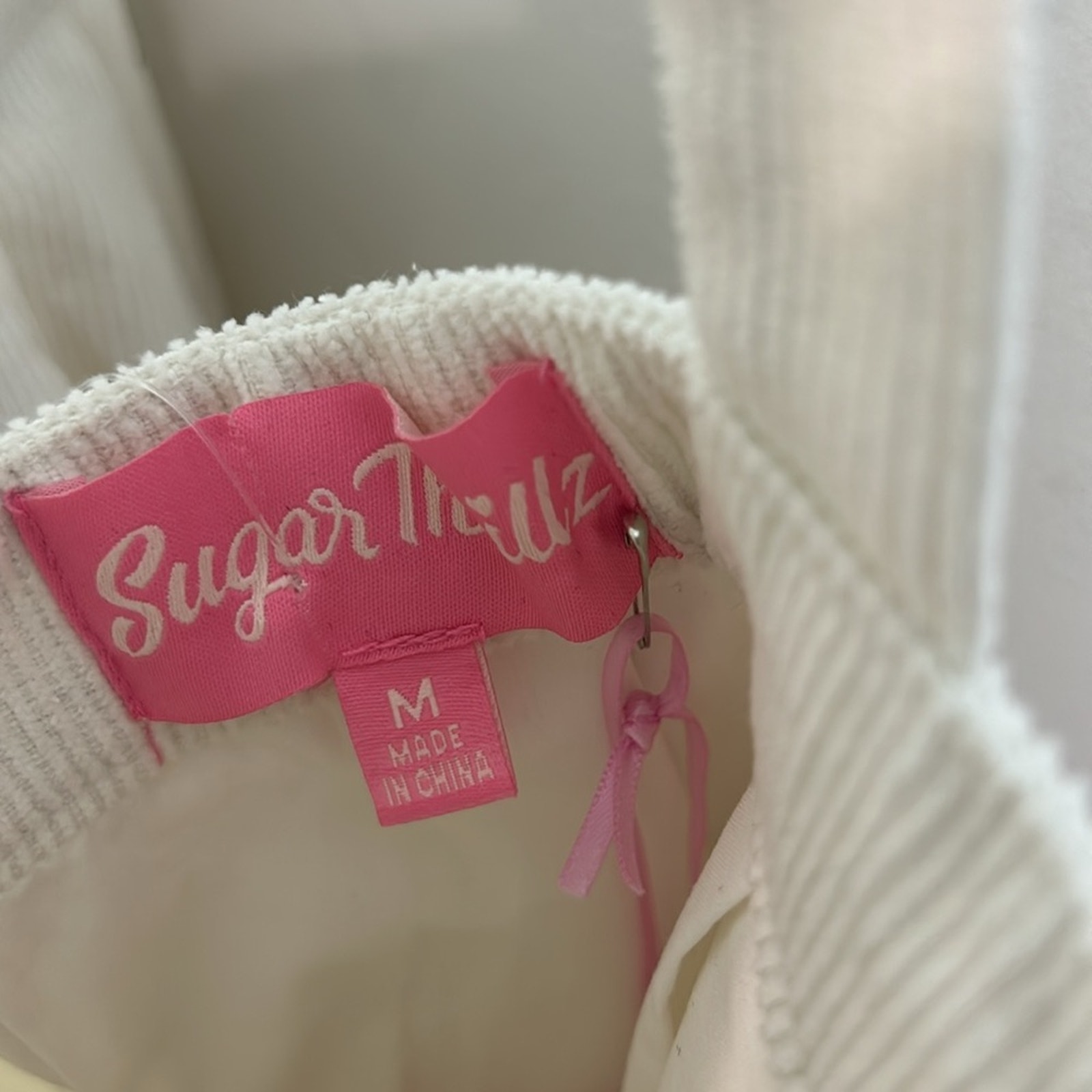 Sugar Thrillz Orejas de Conejo Delantero Vestido Blanco Pana Mini Vestido Mediano Nuevo - Imagen 4 de 6