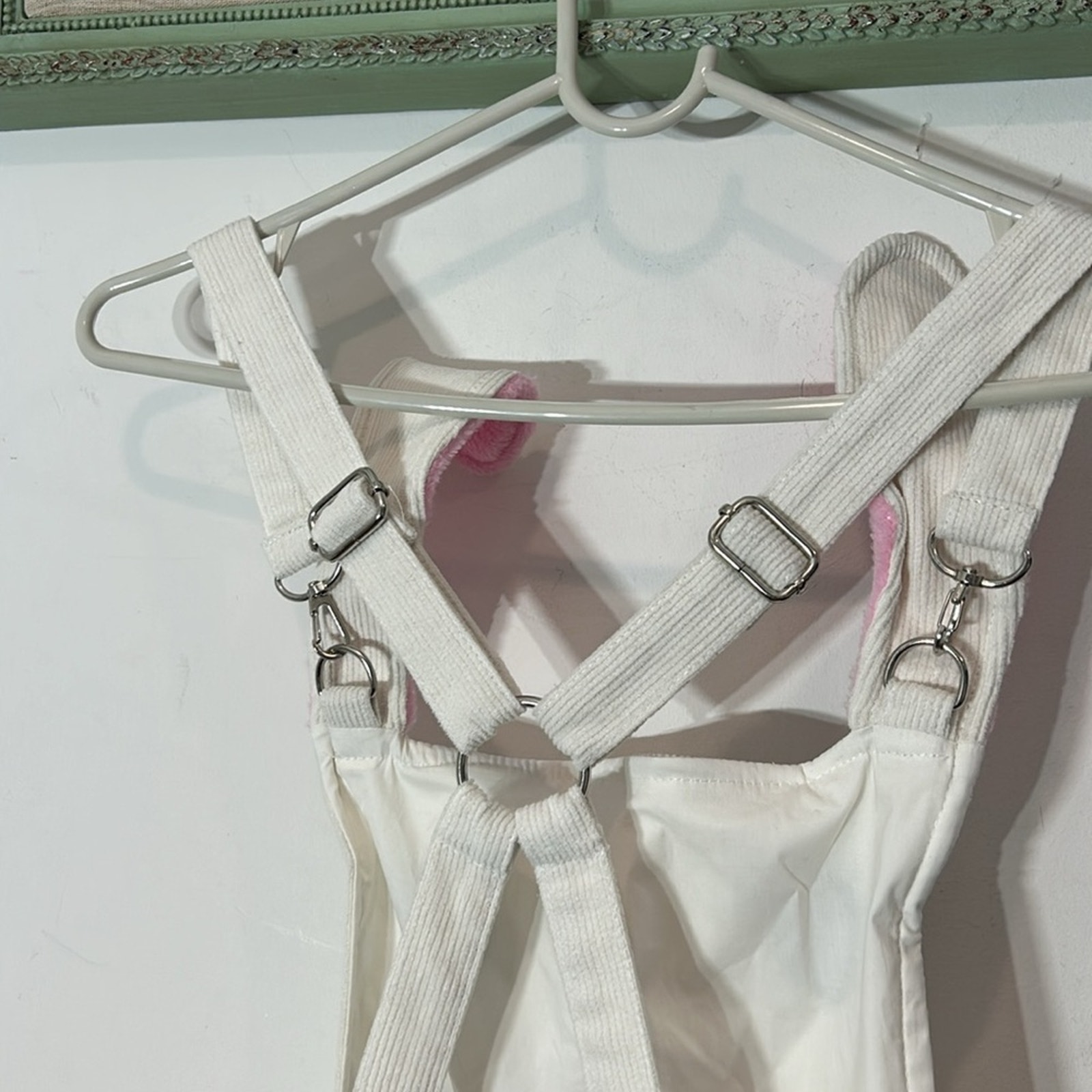 Sugar Thrillz Orejas de Conejo Delantero Vestido Blanco Pana Mini Vestido Mediano Nuevo - Imagen 6 de 6