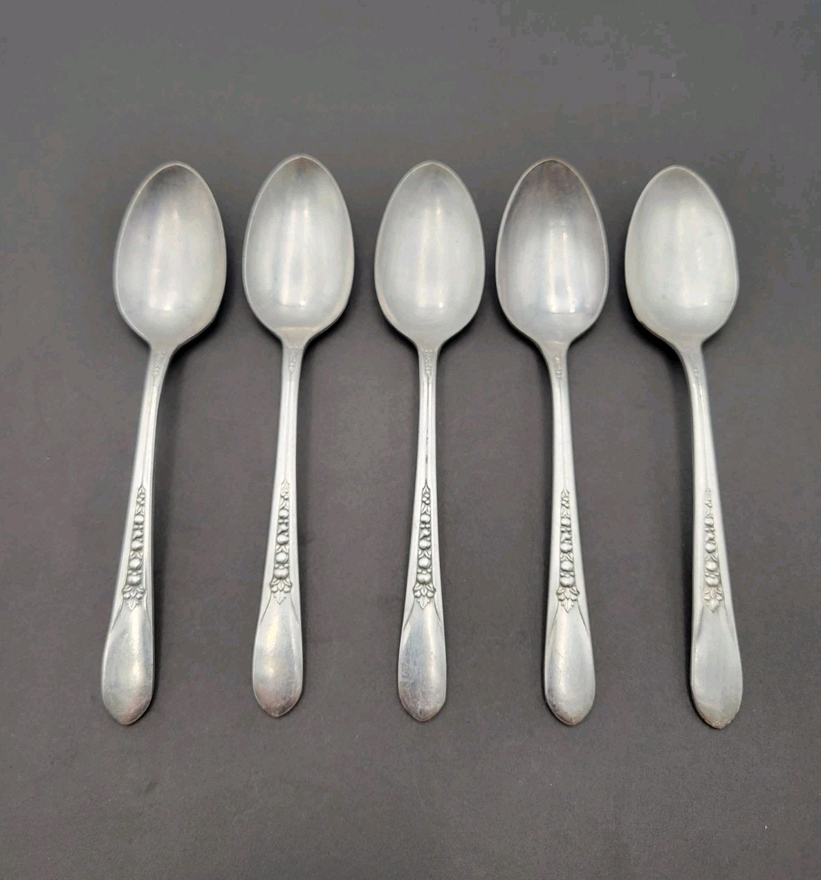 WM Rogers Mfg. Set 5 Teaspoons PRISCILLA LADY ANN Silverplate Flatware Vtg Disco
