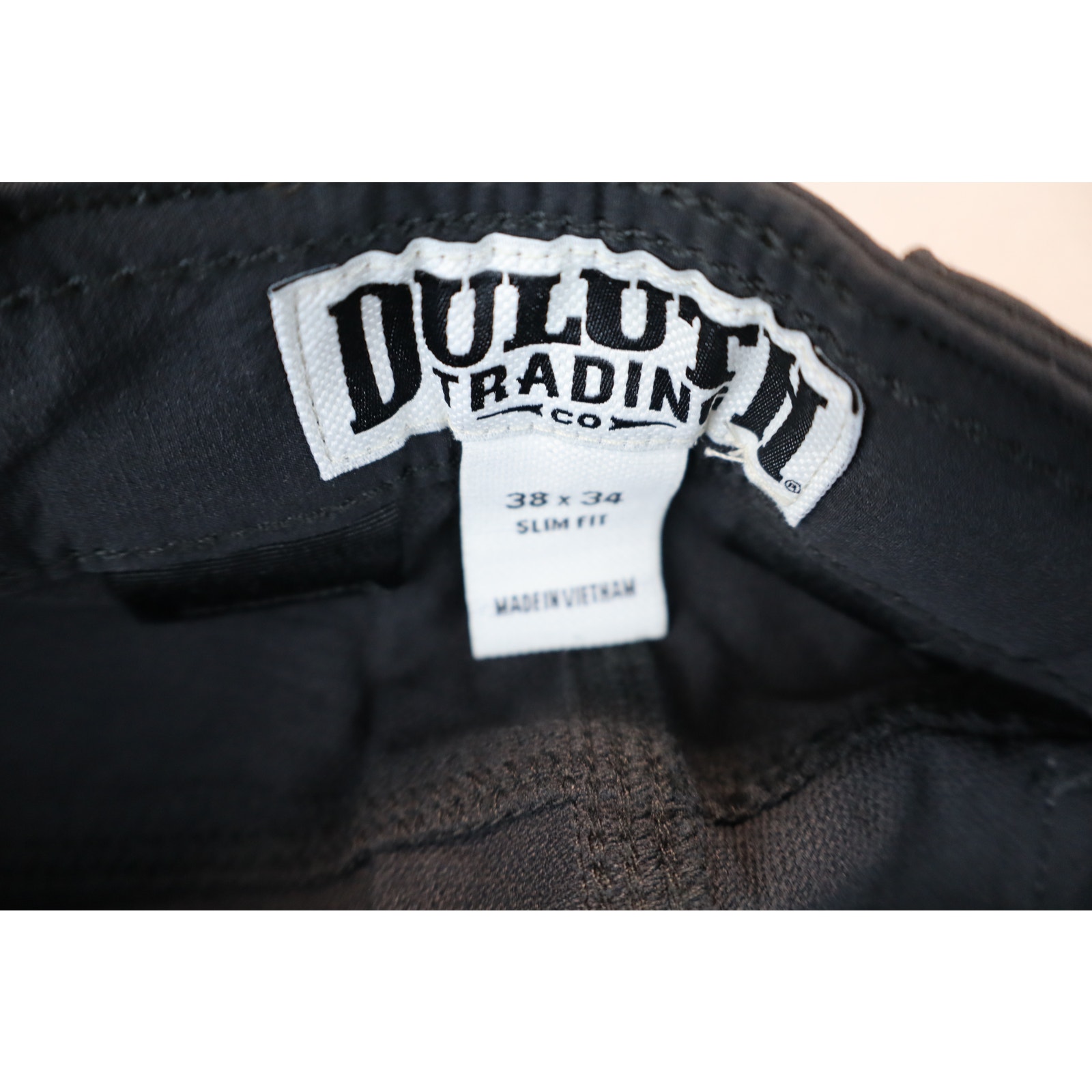 NEW Duluth Trading Co Men's Black Flexpedition Packrat Slim Fit Pants 38x34 detailed image 5