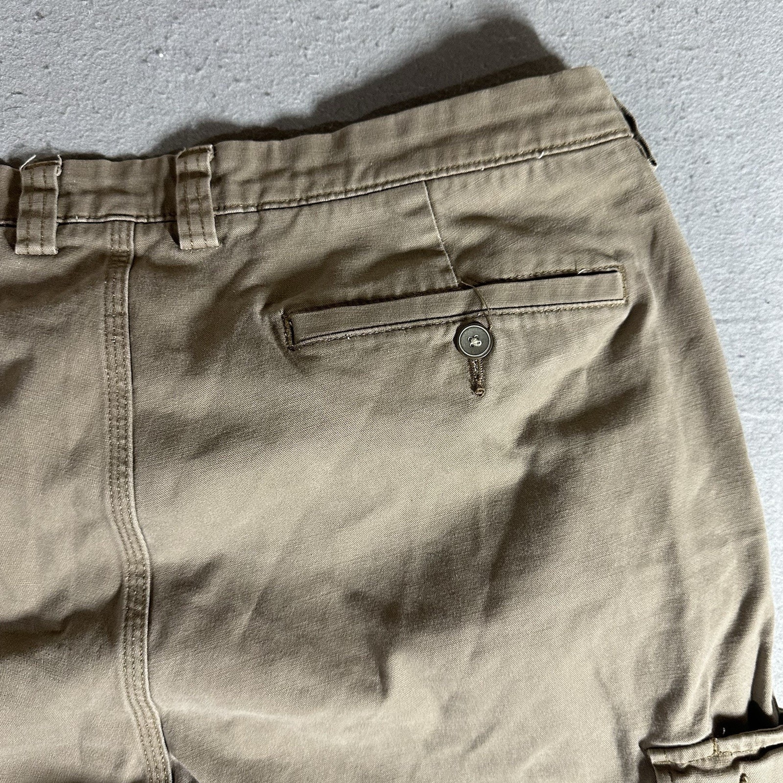 Duluth Trading Co. Flex Ballroom Khakis Men's 36x32 Beige Cargo Pockets Straight - Picture 14 of 14
