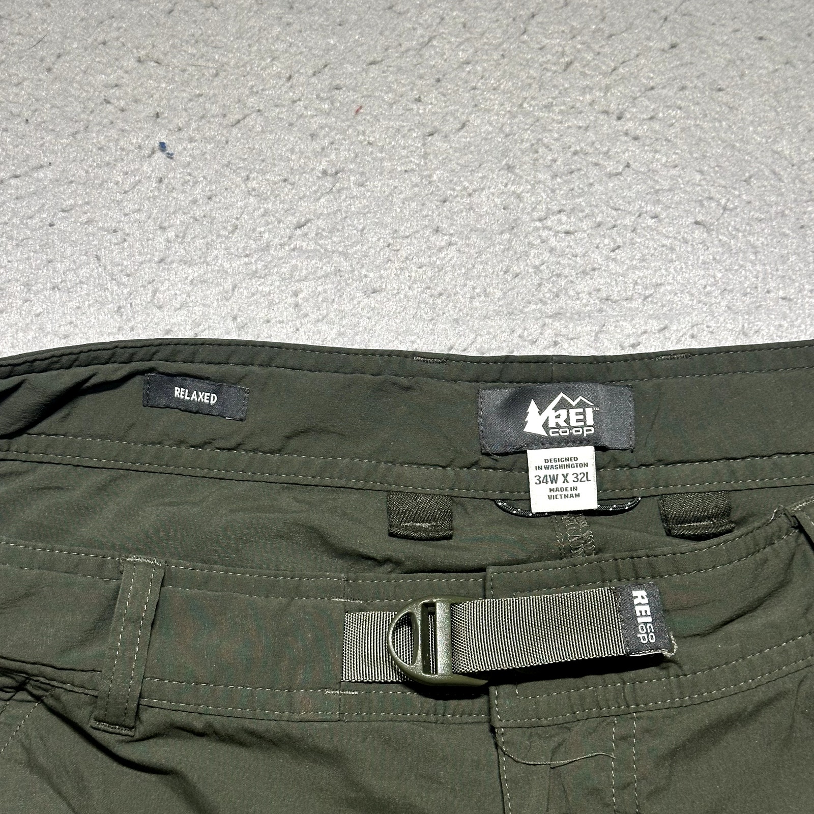REI Sahara Roll Up Pants Men's 36x32 Green Relaxed Cargo Hiking - Picture 7 of 10