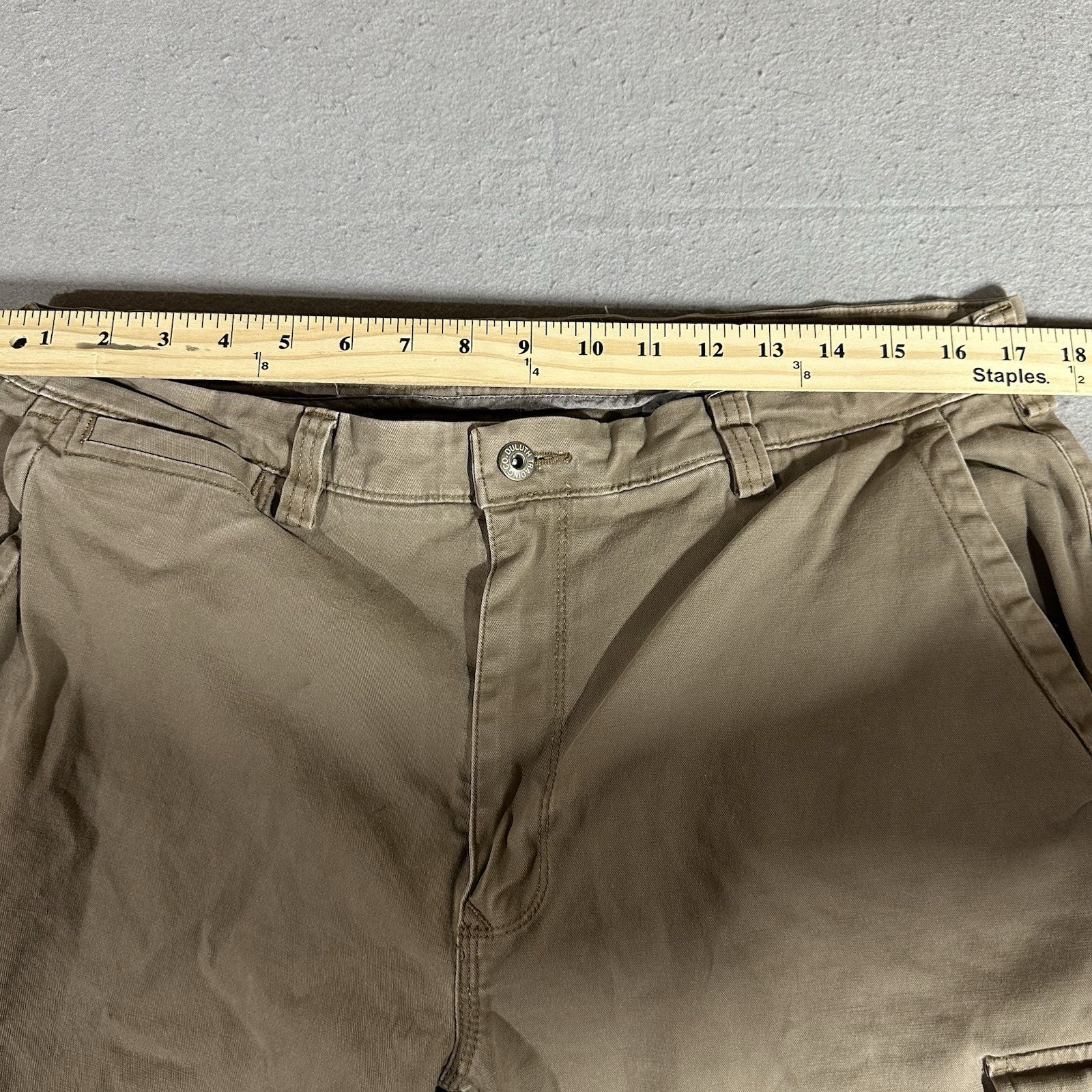 Duluth Trading Co. Flex Ballroom Khakis Men's 36x32 Beige Cargo Pockets Straight - Picture 3 of 14