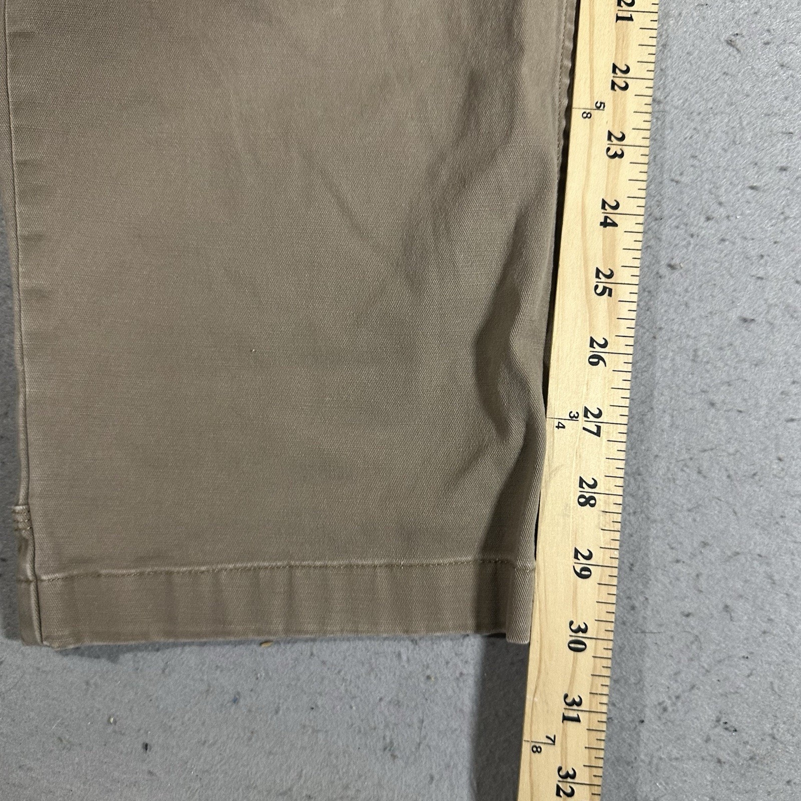 Duluth Trading Co. Flex Ballroom Khakis Men's 36x32 Beige Cargo Pockets Straight - Picture 6 of 14