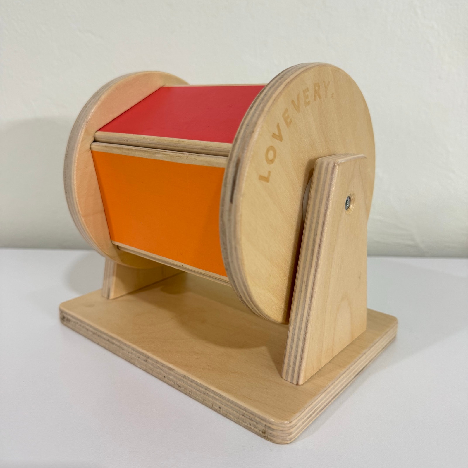 Lovevery Spinning Rainbow Multicolor Wooden Toy - Bild 1 von 3